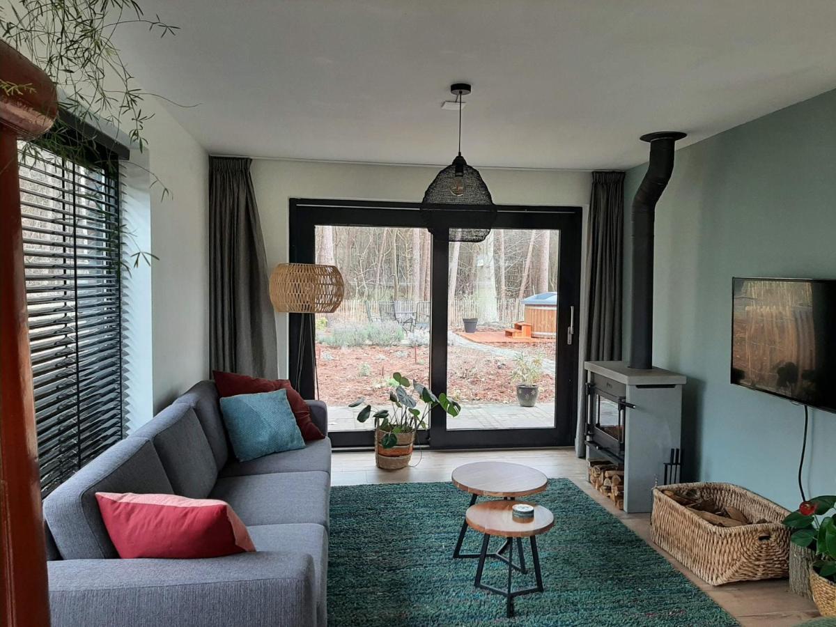 Vakantiehuis Met Hottub En Barrelsauna Ommen Esterno foto